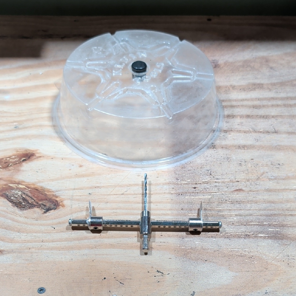 Silver Adjustable Circle Cutter